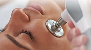 Bio+klinik -INDIBA TRETMANI za samo 30 minuta  smanjite BORE ili uklonite podbradak te VRATITE TONUS lica vašoj koži već od 35 eura!