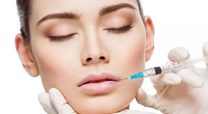 POVEĆAJTE, popunite ili ispravite oblik USANA ili pak popunite nazolabijalne BORE uz 1 ml HYALURONA u ordinaciji dr. med. Danijela Šebe u Zagrebu!