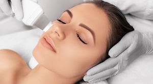 NEVJEROJATNIH 65% POPUSTA za mladolik izgled! Osigurajte vrhunski LIFTING i hidrataciju lica u Bio+Klinik salonu u Zagrebu. Isprobajte moćnu UZV špatulu, radiofrekvenciju ili exilis elite!