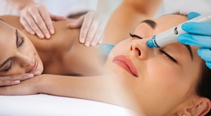 IDEALAN POKLON ZA SEBE ILI DRUGE! Salon Val Beauté Zagreb nudi LUXURY SELF CARE paket: vrhunski Hydrafacial Deluxe, opuštajuća masaža cijelog tijela od 60 min + masaža vlasišta!