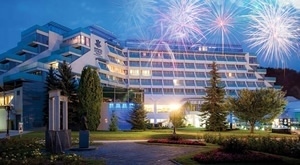 NOVA GODINA u Grand Hotelu Donat 4* Rogaška Slatina! Iskoristite FIRST MINUTE paket za 2 osobe: 3 noćenja s POLUPANSIONOM, luksuzni WELLNESS, casino i nezaboravna proslava uz živu glazbu!