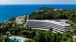 [1. 11. - 15. 11.] LUKSUZNI ODMOR u Rovinju: Hotel Lone by Maistra Collection za 2 osobe! 2 noćenja s POLUPANSIONOM u Premium sobi, uz Wellness   SPA, unutarnji bazen, dječji miniclub i slatki vaučer!