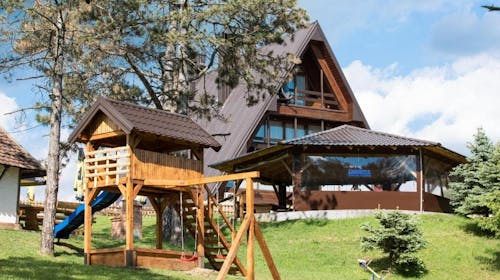 Motel Babino Brdo - Opuštajući odmor u bungalovu, Derventa, Bosna i Hercegovina - 51 EUR - 1x noćenje u bungalovu za 2 osobe, Besplatan Wi-Fi