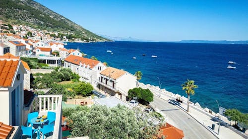 Hotel Sol - Last minute u srcu Bola, Bol, otok Brač, Dalmacija, Hrvatska - 445 EUR - 5x noćenje u Studio apartmanu za 2 osobe, Doručak