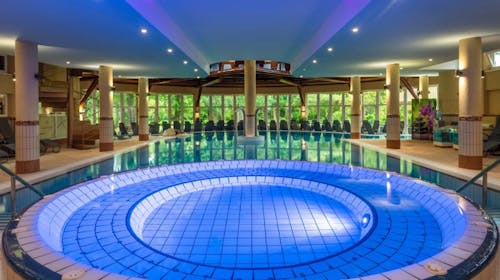 Lotus Therme Hotel & Spa - Luksuzan wellness odmor u Hévízu, Hévíz, Mađarska - 685 EUR - 4x noćenje u Standard dvokrevetnoj sobi za 2 osobe, Polupansion