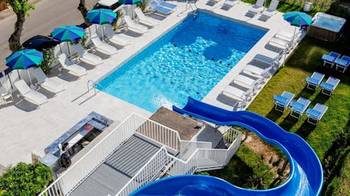 Club Hotel Residence Cesenatico - Odmor u Italiji, Cesenatico, Italija - 840 EUR - 7x noćenje u četverokrevetnoj sobi s balkonom za 2 osobe, All inclusive (talijanski i internacionalni doručak, ručak i večera u hotelskom buffet restoranu)