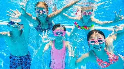 Club Hotel Residence Cesenatico - Odmor u Italiji, Cesenatico, Italija - 1.274 EUR - 7x noćenje u četverokrevetnoj sobi s balkonom za 2 osobe (2 djece do 14 godina i 1 dijete do 2,99 godina besplatno), All inclusive (talijanski i internacionalni doručak, ručak i večera u hotelskom buffet restoranu)