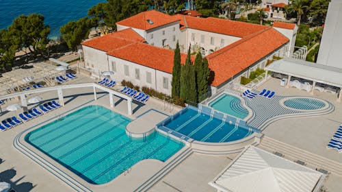 Bluesun Hotel Alga - Romantično proljeće s punim pansionom, Tučepi, Makarska rivijera, Dalmacija, Hrvatska - 405 EUR - 3x noćenje u dvokrevetnoj Standard sobi s balkonom (morska strana) za 2 osobe, Puni pansion