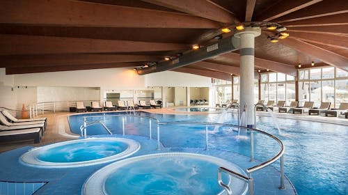 Sunny Baška hotel by Valamar (ex Corinthia) - Obiteljski odmor na Krku, Baška, otok Krk, Hrvatska - 365 EUR - 2x noćenje u Superior sobi za 2 odrasle osobe (2 djece do 17,99 godina besplatno), Sunny breakfast & brunch i Sunny dinner