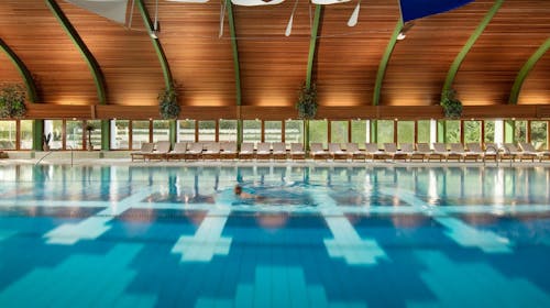 NaturMed Hotel Carbona - Wellness odmor, Heviz, Mađarska - 331 EUR - 2x noćenje u Standard dvokrevetnoj plus sobi za 2 osobe, Polupansion (doručak i večera)