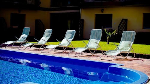 Boni Family Wellness Hotel, Zalakaros, Mađarska - 314 EUR - 3x noćenje u dvokrevetnoj sobi s terasom ili balkonom za 2 osobe, Polupansion (bogati buffet doručak na vanjskoj terasi ili u restoranu i bogata domaća večera u 3 slijeda u restoranu)