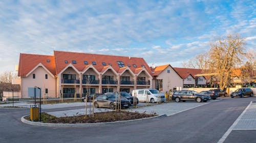 Kistucsok Food and Room, Balatonszemes, Mađarska - 354 EUR - 5x noćenje u dvokrevetnoj Standard sobi s terasom ili balkonom za 2 osobe, A la carte doručak (od 7 do 10 sati)