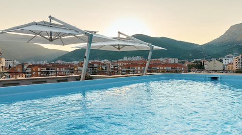 Hotel Diplomat by Aycon - Obiteljski početak i kraj ljeta uz more, Budva, Crna Gora - 389 EUR - 3x noćenje u dvokrevetnoj Standard sobi za 2 osobe (1 dijete do 11,99 godina besplatno), Doručak