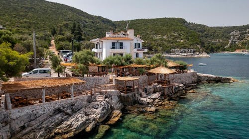Hotel Timun - Pozdrav ljetu na otoku Hvaru, Hvar, Dalmacija, Hrvatska - 650 EUR - 7x noćenje u dvokrevetnoj sobi s balkonom (pogled park) za 2 osobe, Polupansion