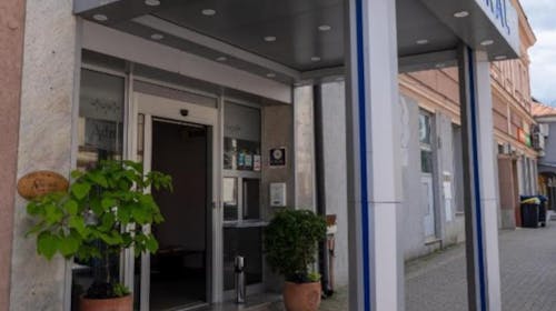 Hotel Admiral Vinkovci - Odmor u Slavoniji, Vinkovci, Hrvatska - 210 EUR - 2x noćenje u dvokrevetnoj sobi za 2 osobe, Polupansion (bogat buffet doručak i večera)
