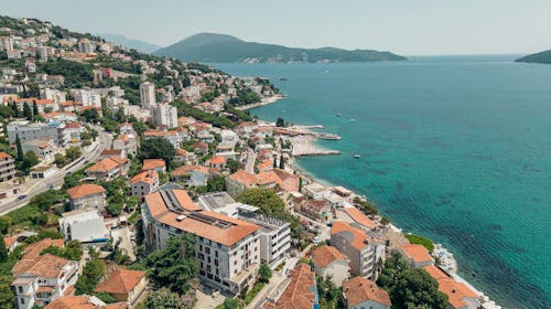Hotel Talia - All inclusive kraj ljeta u Crnoj Gori, Igalo, Crna Gora - 699 EUR - 5x noćenje u trokrevetnoj sobi bez terase za 2 osobe (2 djece do 12 godina besplatno), All inclusive