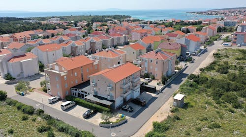 Peris Resort apartments - Odmor na Pagu - Dvosobni apartman, Novalja, Pag, Dalmacija, Hrvatska - 130 EUR - 2x noćenje u dvosobnom apartmanu (3+2) za 5 osoba, Korištenje vanjskog bazena