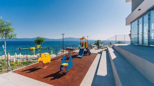 Morenia All Inclusive Resort - All inclusive proljetno opuštanje s animacijom, Podaca, Makarska rivijera, Dalmacija, Hrvatska - 320 EUR - 2x noćenje u Comfort plus sobi s balkonom (strana more) za 2 osobe (2 djece do 7,99 godina besplatno), All inclusive
