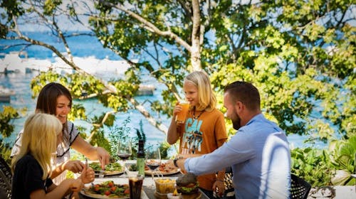 Magal Maradiso Hotel by Aminess - Rujan u Njivicama na Krku, Njivice, Krk, Hrvatska - 675 EUR - 5x noćenje u Comfort dvokrevetnoj sobi u annexu za 2 osobe (1 dijete do 9,99 godina besplatno), Polupansion