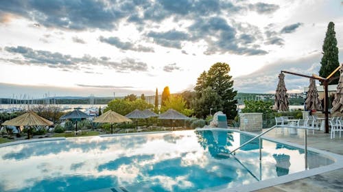 Hotel Kanajt - Proljetno wellness opuštanje na Krku, Punat, otok Krk, Hrvatska - 149,50 EUR - 1x noćenje u dvokrevetnoj Standard sobi s pogledom na park za 2 osobe, Bogati buffet doručak
