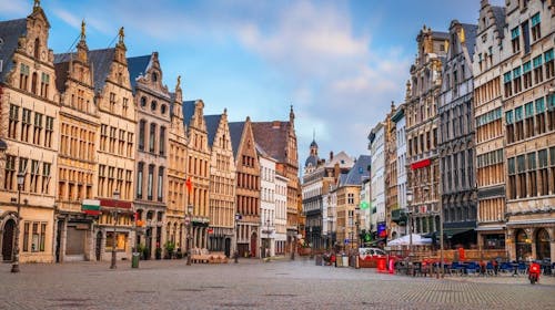 A&O Hotel Antwerpen Centraal - Odmor u srcu Flandrije, Antwerp, Belgija - 79 EUR - 1x noćenje u dvokrevetnoj Standard sobi ili obiteljskoj sobi za 2 osobe (2 djece do 17 godina besplatno), Buffet doručak
