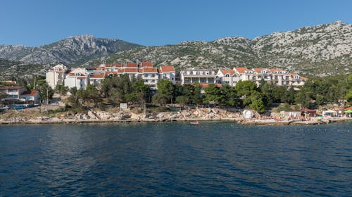 Hotel Zagreb Karlobag - All inclusive light ljeto, Karlobag, Hrvatska - 833 EUR - 7x noćenje u dvokrevetnoj sobi za 2 osobe (1. dijete do 11,99 godina besplatno i 2. dijete do navršene 1 godine besplatno), All inclusive light