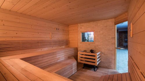 Hotel Matija Gubec - Wellness odmor uz masažu za par u Termama Stubaki, Stubičke Toplice, Hrvatska - 520 EUR - 5x noćenje u dvokrevetnoj sobi za 2 osobe, Polupansion