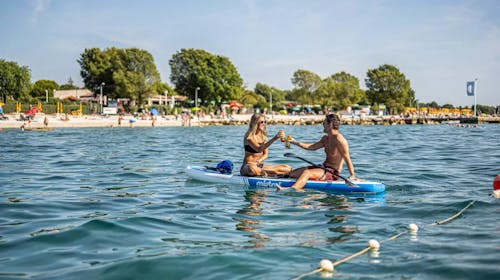 Bi Village Holiday Center - Pozdrav ljetu u vrhunskom kampu - Holiday Home, Fažana, Istra, Hrvatska - 387 EUR - 3x noćenje u mobilnoj kućici Holiday Home za 4 osobe, Holiday Home Comfort Lemon ili Holiday Home Comfort Orange (ovisno o raspoloživosti) za 6 osoba, Posteljina i ručnici