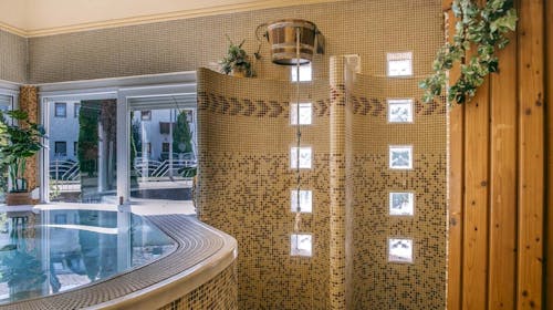 AquaTherm Hotel - Odmor u Zalakarosu, Zalakaros, Mađarska - 318 EUR - 3x noćenje u Standard dvokrevetnoj sobi za 2 osobe, Buffet doručak