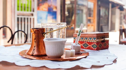 Hotel Boss - Odmor u centru Sarajeva, Sarajevo, Bosna i Hercegovina - 120 EUR - 2x noćenje u Deluxe sobi s pogledom na grad za 2 osobe (dijete do 6 godina besplatno), Doručak
