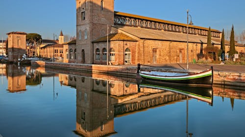 Hotel Royal Inn - Savršeno all inclusive light ljeto odmah pored plaže, San Mauro A Mare, Italija - 820 EUR - 5x noćenje u dvokrevetnoj sobi s balkonom (ovisno o raspoloživosti) za 2 osobe, All inclusive light u hotelskom restoranu