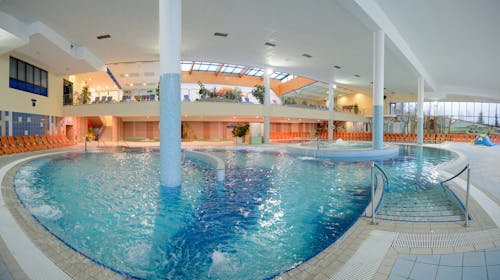 Glamping Bioterme - Proljeće u termama tijekom tjedna, Mala Nedelja, Ljutomer, Slovenija - 180 EUR - 2x noćenje u glamping villi za 2 osobe, Klasičan buffet ili bio doručak