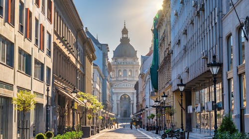 Escala Hotel & Suites Budapest - Obiteljski odmor, Budimpešta, Mađarska - 522 EUR - 3x noćenje u dvosobnom apartmanu za 4 osobe, Buffet doručak