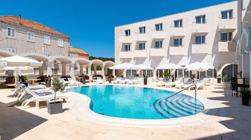 Hotel Korkyra - Početak ljeta na Korčuli , Vela Luka, Korčula, Dalmacija, Hrvatska - 369 EUR - 3x noćenje u Standard dvokrevetnoj sobi za 2 osobe, Bogati polupansion