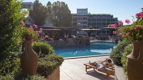 NaturMed Hotel Carbona - Wellness odmor, Heviz, Mađarska - 448 EUR - 3x noćenje u Standard dvokrevetnoj plus sobi za 2 osobe, Polupansion (doručak i večera)