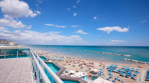 Hotel Levante - Ljeto na talijanskoj obali, Bellaria Igea Marina, Italija - 940 EUR - 5x noćenje u dvokrevetnoj sobi s balkonom za 2 osobe, Polupansion u hotelskom restoranu