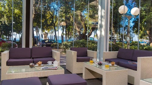 Hotel Crikvenica - Ljeto u Crikvenici, Crikvenica, Hrvatska - 1.316 EUR - 7x noćenje u dvokrevetnoj Superior sobi s balkonom za 2 osobe, Polupansion