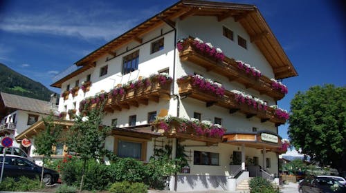 Gasthof zum Löwen - Ljetni odmor među alpskim vrhovima, Aschau, Austrija - 640 EUR - 4x noćenje u dvokrevetnoj sobi s balkonom za 2 osobe, Puni pansion