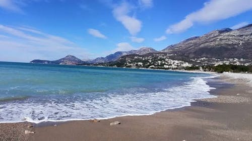 Hotel Adria Šušanj - Obiteljski kraj ljeta u Crnoj Gori, Bar, Crna Gora - 667 EUR - 7x noćenje u Standard dvokrevetnoj sobi za 2 osobe (1 dijete do 11,99 godina i 1 dijete do 3,99 godina besplatno), Polupansion (buffet doručak i večera)