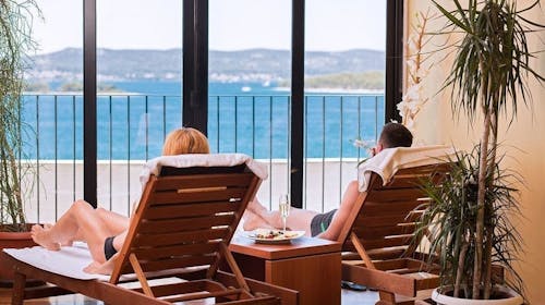 Ilirija Resort - Hotel Kornati - VIP Premium kolovoz s punim pansionom u Biogradu, Biograd na Moru, Dalmacija, Hrvatska - 1.365 EUR - 7x noćenje u Premium Club sobi za 2 osobe (1 dijete do 12 godina i 1 dijete do 7 godina besplatno), Puni pansion
