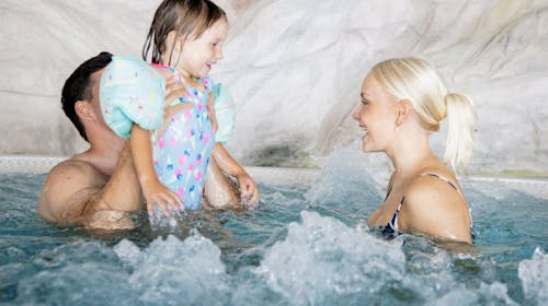 Hotel Vesna - Terme Topolšica - Jesenski odmor u termama, Topolšica, Slovenija - 254 EUR - 2x noćenje u dvokrevetnoj Standard sobi za 2 osobe (1 dijete do 9,99 godina i 1 dijete do 4,99 godina besplatno), Polupansion