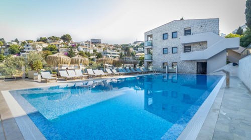 The New Hotel Mediteran – Villa Edition - Odmor u novootvorenom hotelu u Ulcinju, Ulcinj, Crna Gora - 95 EUR - 2x noćenje u dvokrevetnoj Superior sobi za 2 osobe, Doručak