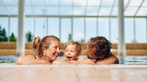 Forest Apartments Videc - Jesenski wellness vikend odmor na Pohorju za 10 osoba, Pohorje, Slovenija - 359 EUR - 2x noćenje u dvosobnom apartmanu s balkonom za 10 osoba, Neograničeno korištenje WellNest unutarnjega bazena od 12 do 20 sati