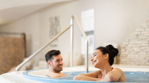 Valamar Sanfior Hotel - Vrhunsko opuštanje za parove uz more u šarmantnom Rapcu, Rabac, Hrvatska - 317 EUR - 2x noćenje u sobi „Room for 2“ za 2 osobe, Polupansion s uključenim bezalkoholnim negaziranim pićima iz šankomata tijekom obroka