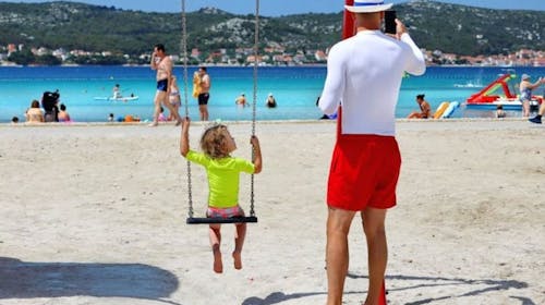 Ilirija Resort - Hotel Kornati - Zabavno ljeto s punim pansionom - Posebna akcijska cijena, Biograd na Moru, Hrvatska - 542 EUR - 3x noćenje u dvokrevetnoj Comfort plus sobi za 2 osobe (1 dijete do 12 godina i 1 dijete do 7 godina besplatno), Puni pansion
