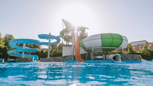Glamping Resort Halicanum - Toplice Sveti Martin - Glamping odmor tijekom tjedna uz kupanje u Termama Sveti Martin, Sveti Martin na Muri, Hrvatska - 199 EUR - 2x noćenje u luksuznoj kućici s privatnom saunom i kadom na terasi za 2 osobe, Doručak