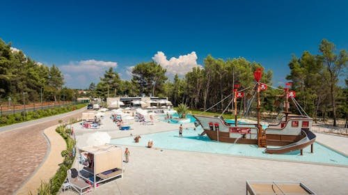 Santa Marina Boutique Camping - Obiteljski odmor u Poreču, Poreč, Hrvatska - 186 EUR - 3x noćenje u Family Prestige mobilnoj kućici za do 6 osoba, Posteljina i ručnici