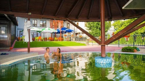 Hotel Kamilla - Ljetni odmor, Balmazújváros, Mađarska - 323 EUR - 2x noćenje u Standard sobi za 2 osobe, Polupansion (bogat buffet doručak i buffet ili a la carte večera)