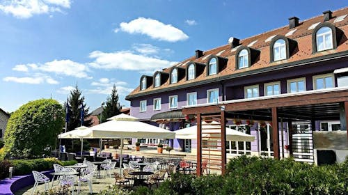 Hotel Phoenix - City break u Zagrebu tijekom vikenda, Zagreb, Hrvatska - 99 EUR - 1x noćenje u Elegance dvokrevetnoj sobi za 2 osobe, Doručak