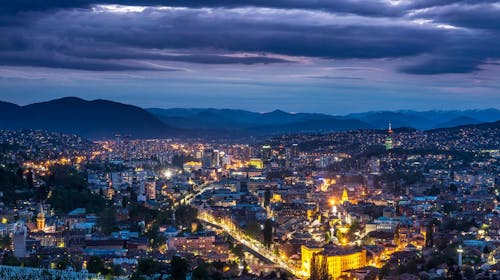 Hotel Boss - Ljetni odmor u centru Sarajeva, Sarajevo, Bosna i Hercegovina - 180 EUR - 2x noćenje u Deluxe sobi s pogledom na grad za 2 osobe (dijete do 6 godina besplatno), Doručak